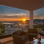 With Beautiful View, Modern Furnishing & Pool شقة بودْسْتغانا