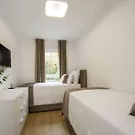 شقة With Beautiful View, Modern Furnishing & Pool *